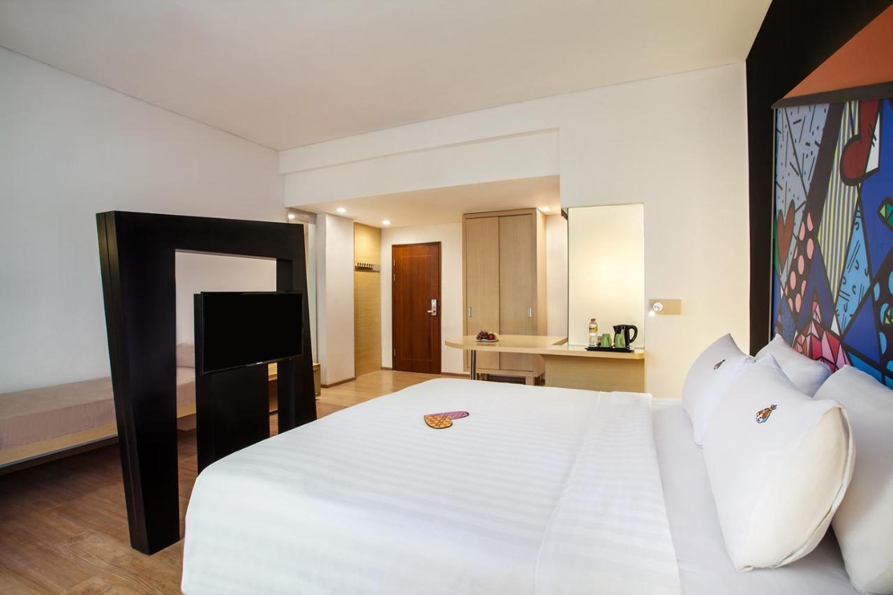 Maxonehotels.Com At Tidar Surabaja Zewnętrze zdjęcie